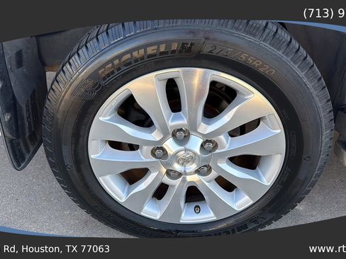 Used 2013 Toyota Sequoia Platinum RWD image 10