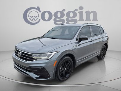 Used 2022 Volkswagen Tiguan SE R-Line