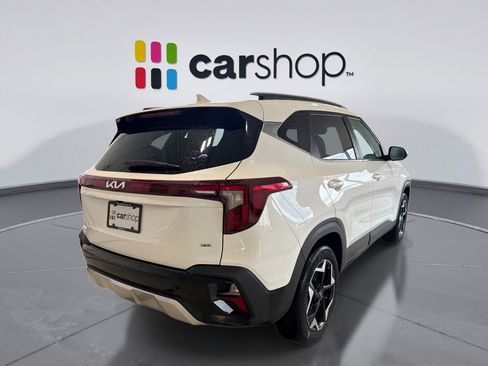 Used 2025 Kia Seltos EX w/ EX Sunroof Package AWD/4WD image 5