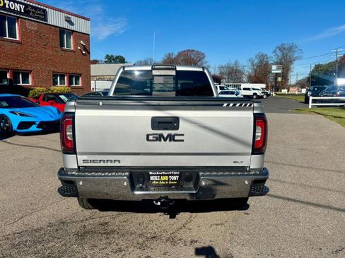 Used 2018 GMC Sierra 1500 SLT w/ SLT Premium Package image 7