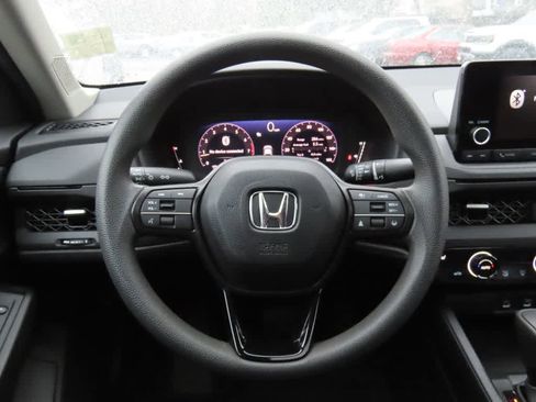Certified 2024 Honda Accord EX image 17