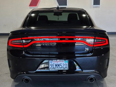 Used 2022 Dodge Charger Scat Pack w/ Dynamics Package RWD image 5