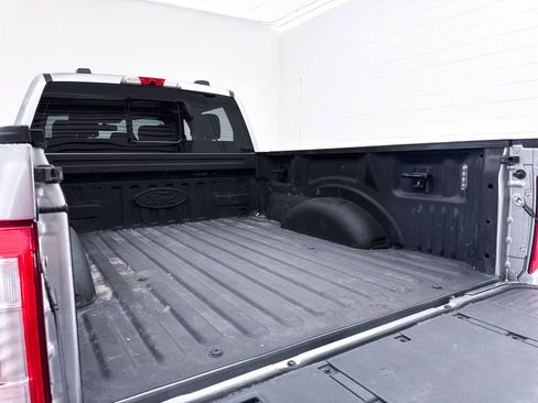 Used 2022 Ford F150 Lariat w/ Equipment Group 502A High AWD/4WD image 10