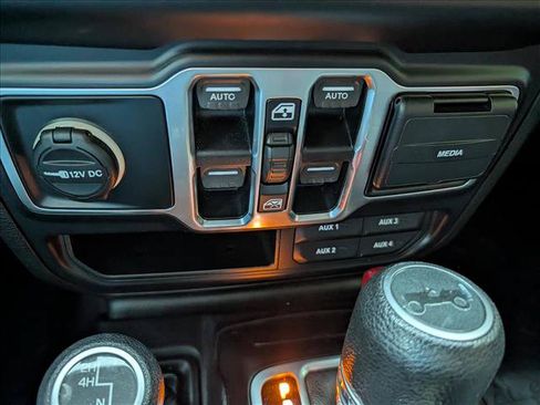 Used 2019 Jeep Wrangler Unlimited Sport S AWD/4WD image 33