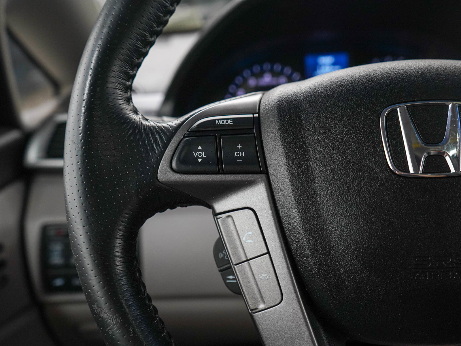 Used 2012 Honda Odyssey Touring image 30