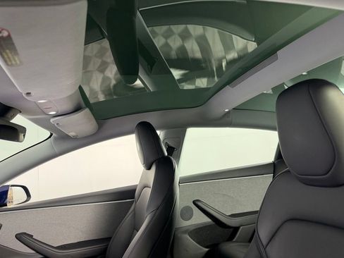 Used 2025 Tesla Model 3 RWD image 23