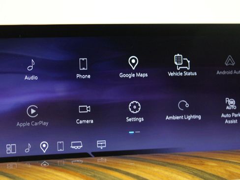 Certified 2025 Cadillac Escalade ESV Sport Platinum image 36