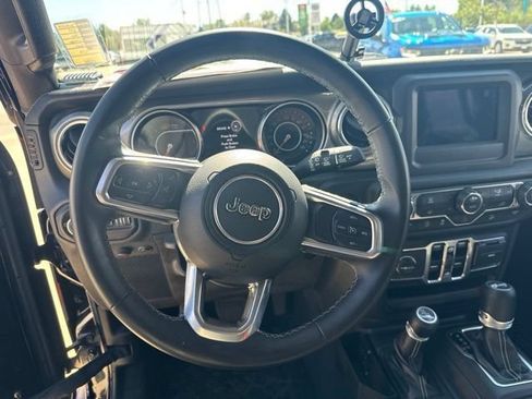 Used 2019 Jeep Wrangler Unlimited Sahara AWD/4WD image 20
