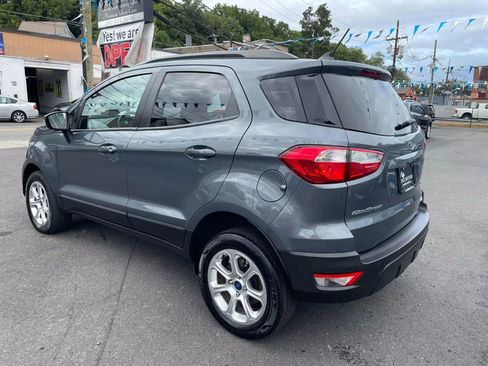 Used 2018 Ford EcoSport SE w/ SE Convenience Package image 9