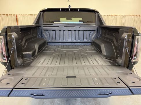 New 2025 GMC Hummer EV 3X image 9