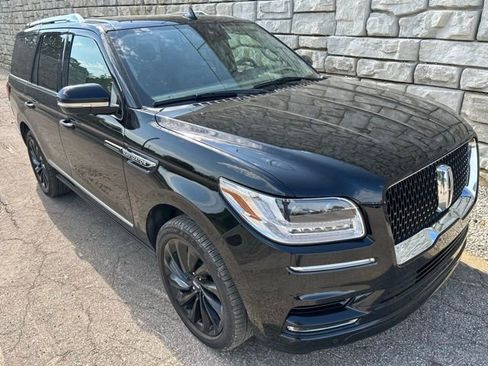 Used 2020 Lincoln Navigator Reserve w/ Equipment Group 208A Reserve AWD/4WD image 7