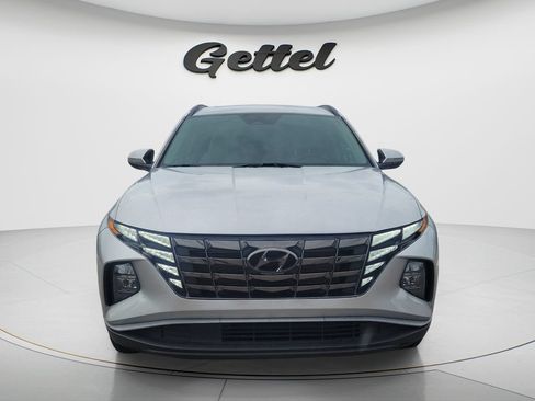 Used 2022 Hyundai Tucson SEL w/ Convenience + Premium Package FWD image 2