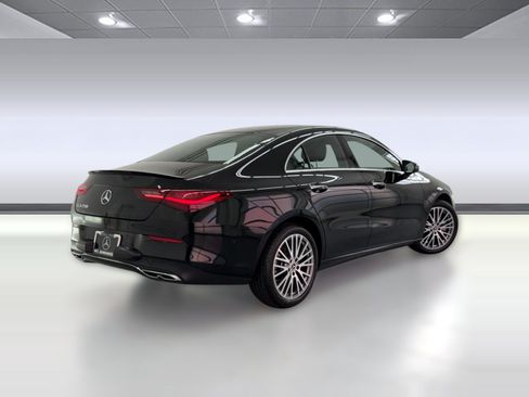 Certified 2024 Mercedes-Benz CLA 250 image 8