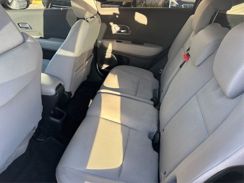 Used 2020 Honda HR-V EX image 12