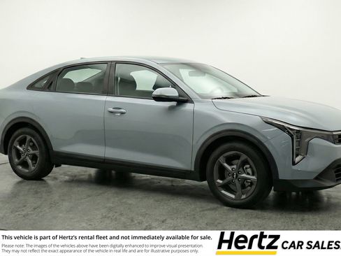 Used 2025 Kia K4 FWD image 1
