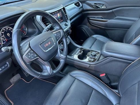 Used 2022 GMC Acadia AT4 w/ Technology Package image 10