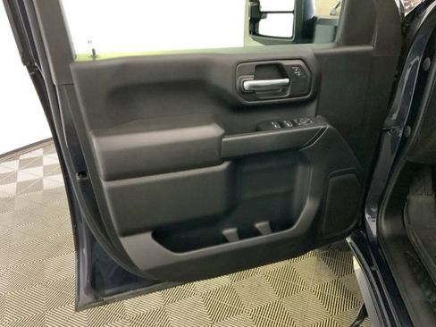 Used 2024 Chevrolet Silverado 2500 Custom w/ Custom Value Package image 26