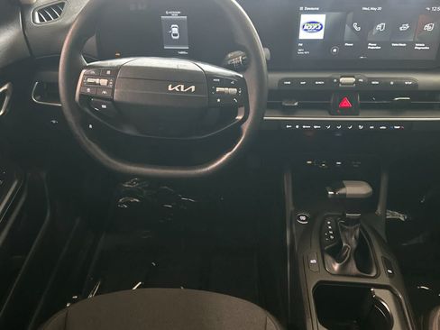 Used 2025 Kia K4 FWD image 15