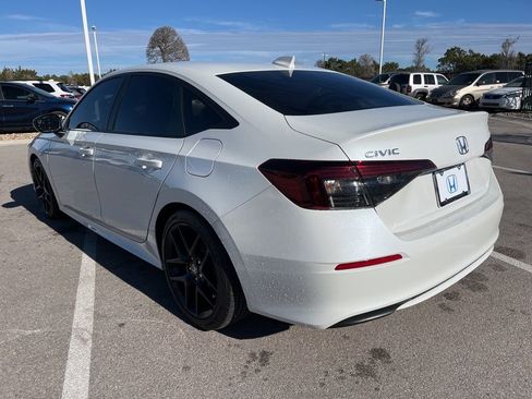 Used 2025 Honda Civic Sport image 6