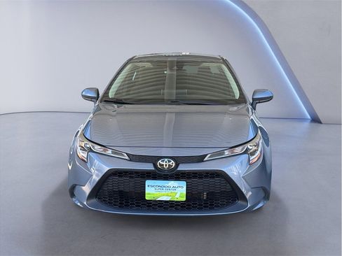 Used 2021 Toyota Corolla LE FWD image 2
