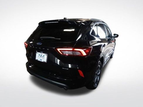 Used 2024 Ford Escape ST-Line w/ Tech Pack #1 AWD/4WD image 8
