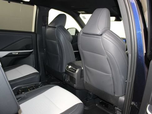 Used 2025 Lexus TX 500h AWD w/ Technology Package image 25
