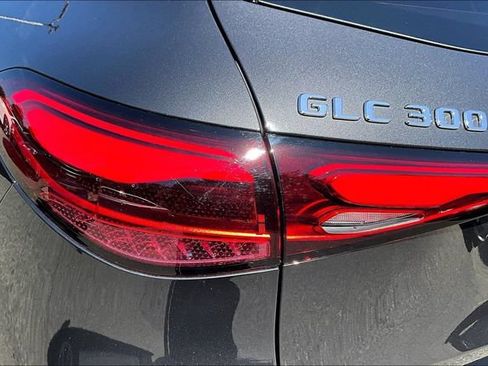 Used 2026 Mercedes-Benz GLC 300 4MATIC image 25