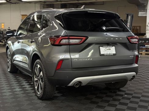 Used 2024 Ford Escape Platinum image 6