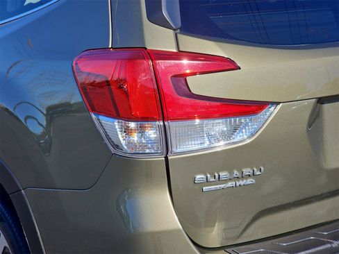 Used 2022 Subaru Forester Limited w/ Popular Package #3 image 36