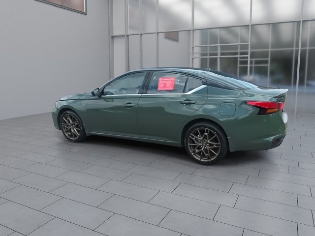 Certified 2025 Nissan Altima 2.5 SR w/ SR Premium Package AWD/4WD image 6