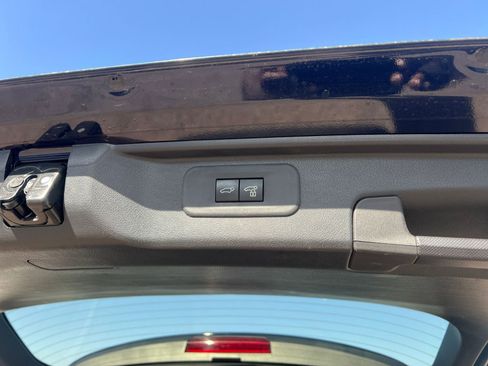 Used 2025 Toyota Grand Highlander FWD image 22