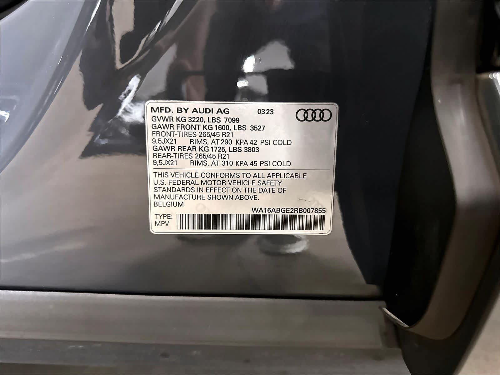 Used 2024 Audi Q8 e-tron Premium Plus w/ Prestige Package AWD/4WD image 35