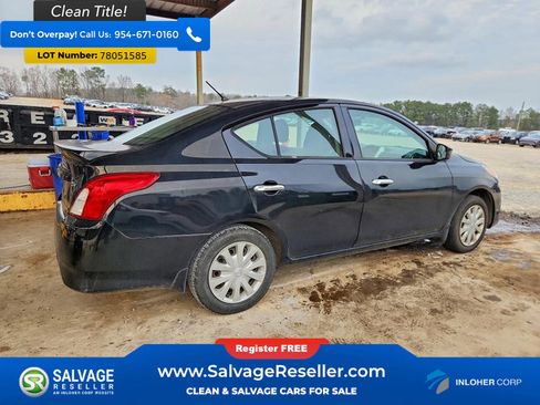 Used 2016 Nissan Versa SV FWD image 4