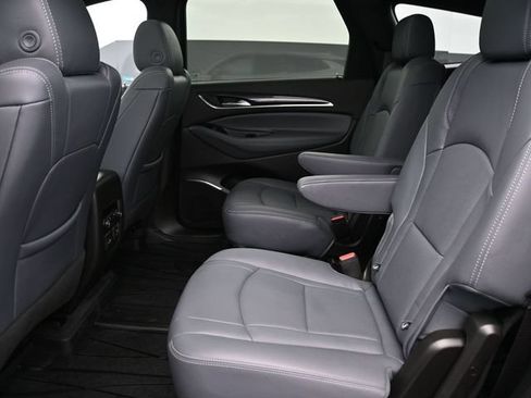 Used 2023 Buick Enclave Essence w/ Experience Buick Package AWD/4WD image 11
