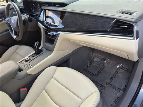 Used 2023 Cadillac XT6 Premium Luxury FWD image 20