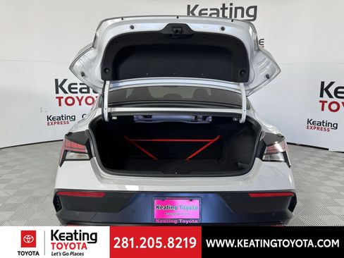 Used 2025 Hyundai Elantra N image 15