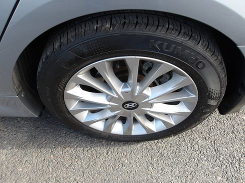 Used 2015 Hyundai Sonata Limited w/ Option Group 05 image 25