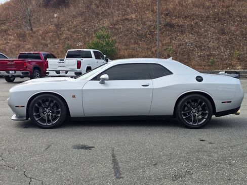 Used 2021 Dodge Challenger R/T Scat Pack image 15