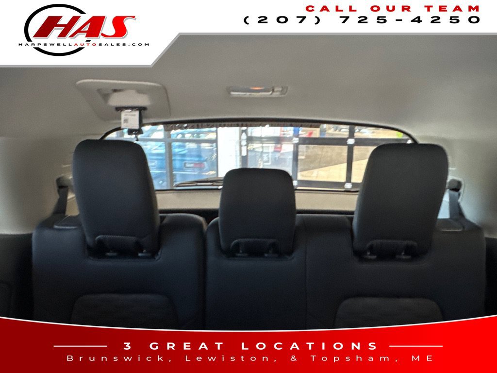 Used 2024 Nissan Pathfinder S AWD/4WD image 10