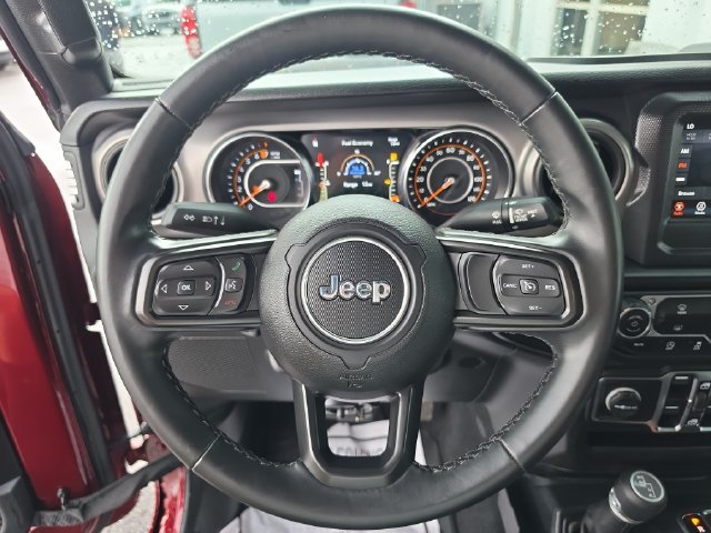 Used 2021 Jeep Gladiator Sport AWD/4WD image 27
