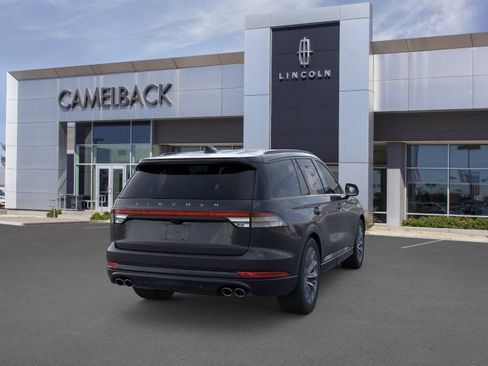 New 2026 Lincoln Aviator AWD w/ Jet Appearance Package image 7