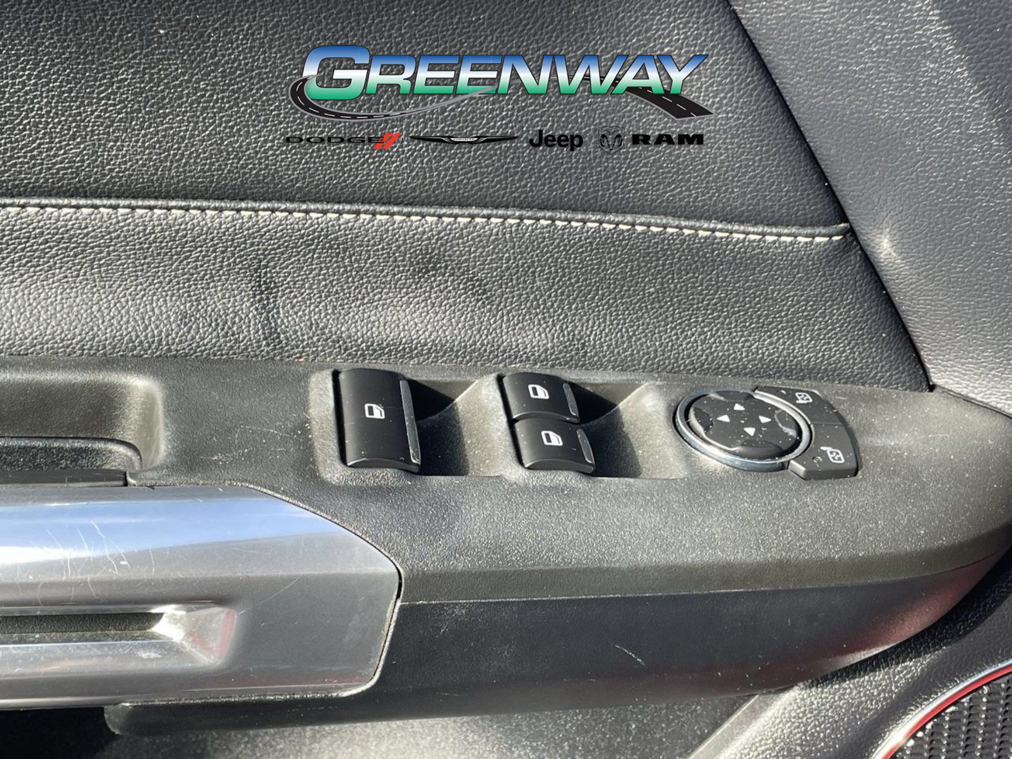 Used 2016 Ford Mustang Premium RWD image 18