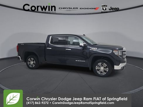 Used 2025 GMC Sierra 1500 SLT AWD/4WD image 1