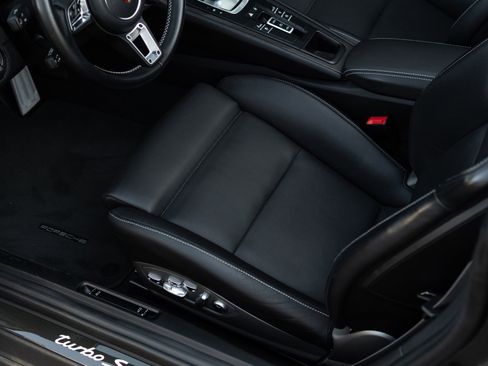 Used 2019 Porsche 911 Turbo S image 60