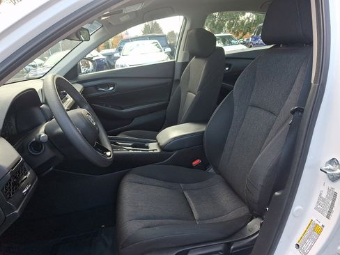 Used 2023 Honda Accord LX image 13