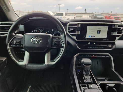 Used 2022 Toyota Tundra SR5 AWD/4WD image 12
