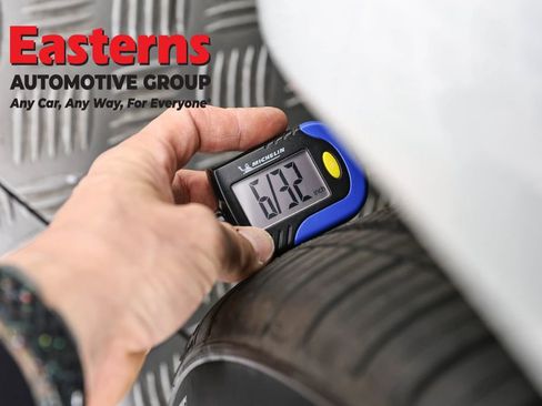 Used 2023 Tesla Model 3 Standard Range image 26