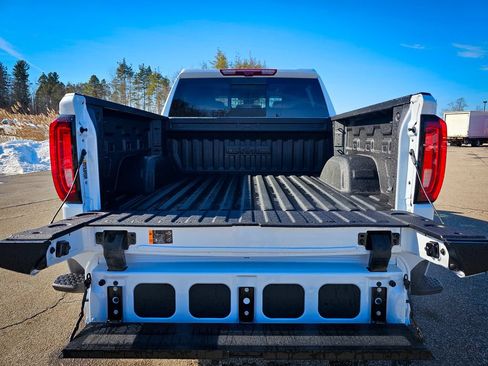 New 2026 GMC Sierra 1500 Denali AWD/4WD image 5