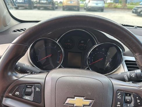 Used 2013 Chevrolet Cruze LT w/ RS Package FWD image 7