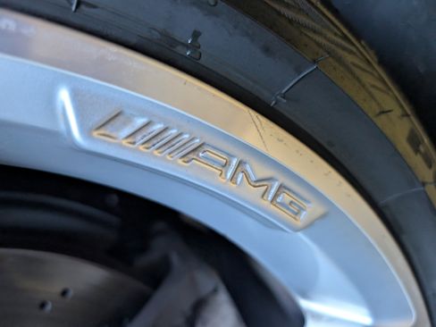 Used 2014 Mercedes-Benz SL 550 image 16